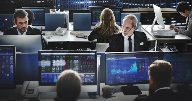 Trotz der ohne Frage großen Chancen bleibt bei einem Investment in Aktien immer ein gewisses Risiko. Auch bei H-Aktien müssen Anleger damit rechnen, dass die Aktien mitunter auch für große Verluste sorgen können.(#02)