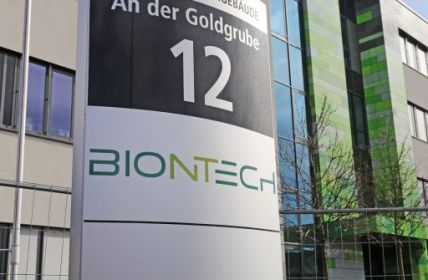 BioNTech prognostiziert Einbruch im Geschäft mit (Foto: AdobeStock - U. J. Alexander 420378973)